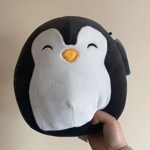 TRADE POST JEN THE PENGUIN SQUISHMALLOW 8INCH NTW
